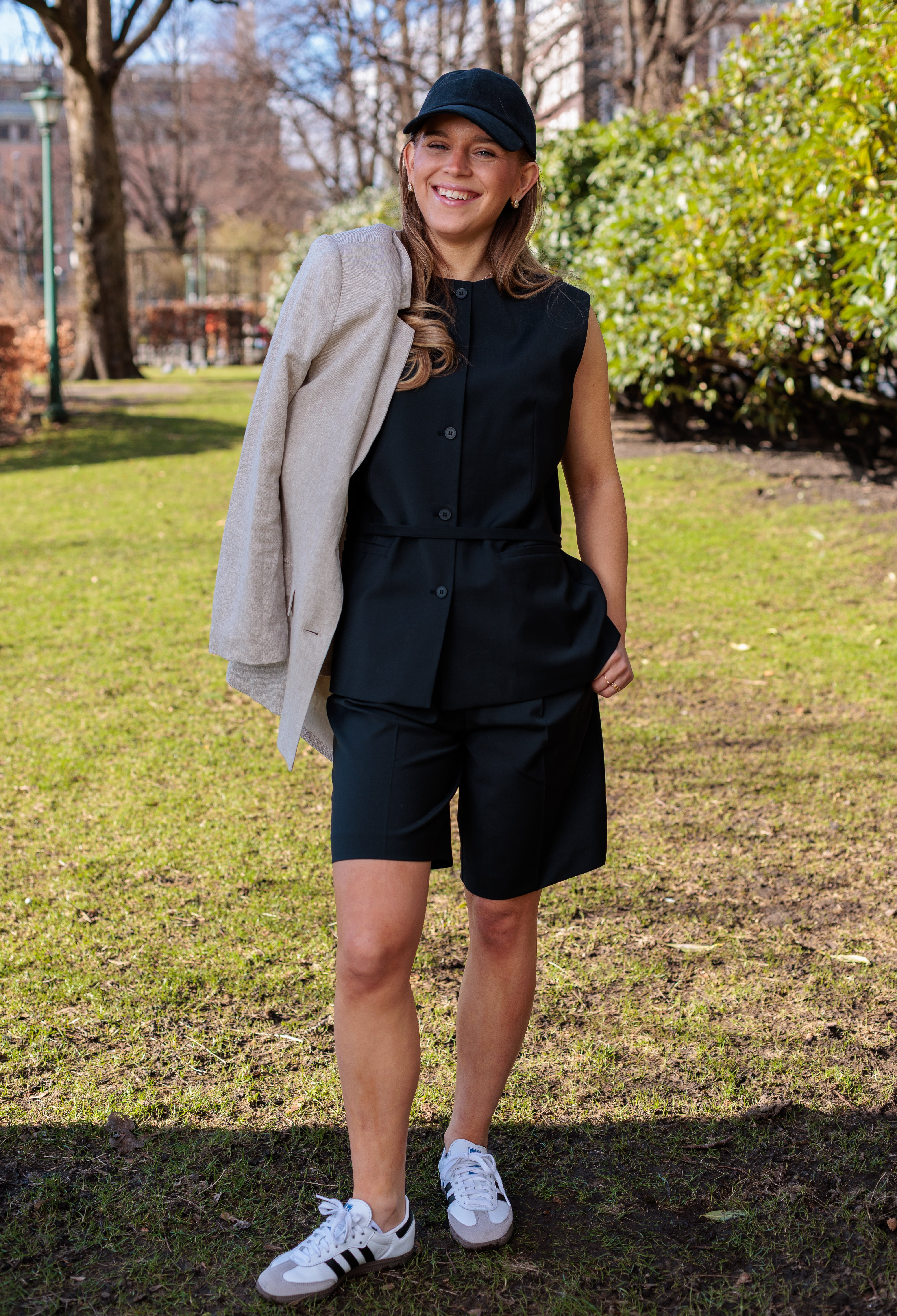 Abbi Shorts - Sort/ Black